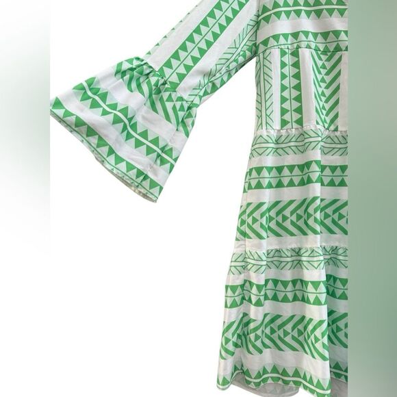 Sunday Up Women's Green & White Aztec Knee Length Midi Dress Size Medium - Picture 5 of 6